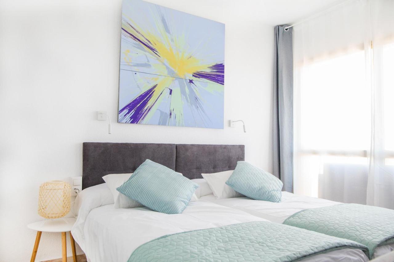 Oleholidays Romana Playa 335 Vistas Al Mar Марбеля Екстериор снимка